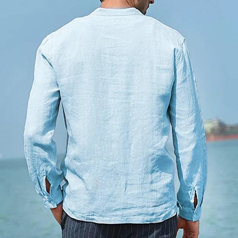 Men's light blue short sleeve shirt